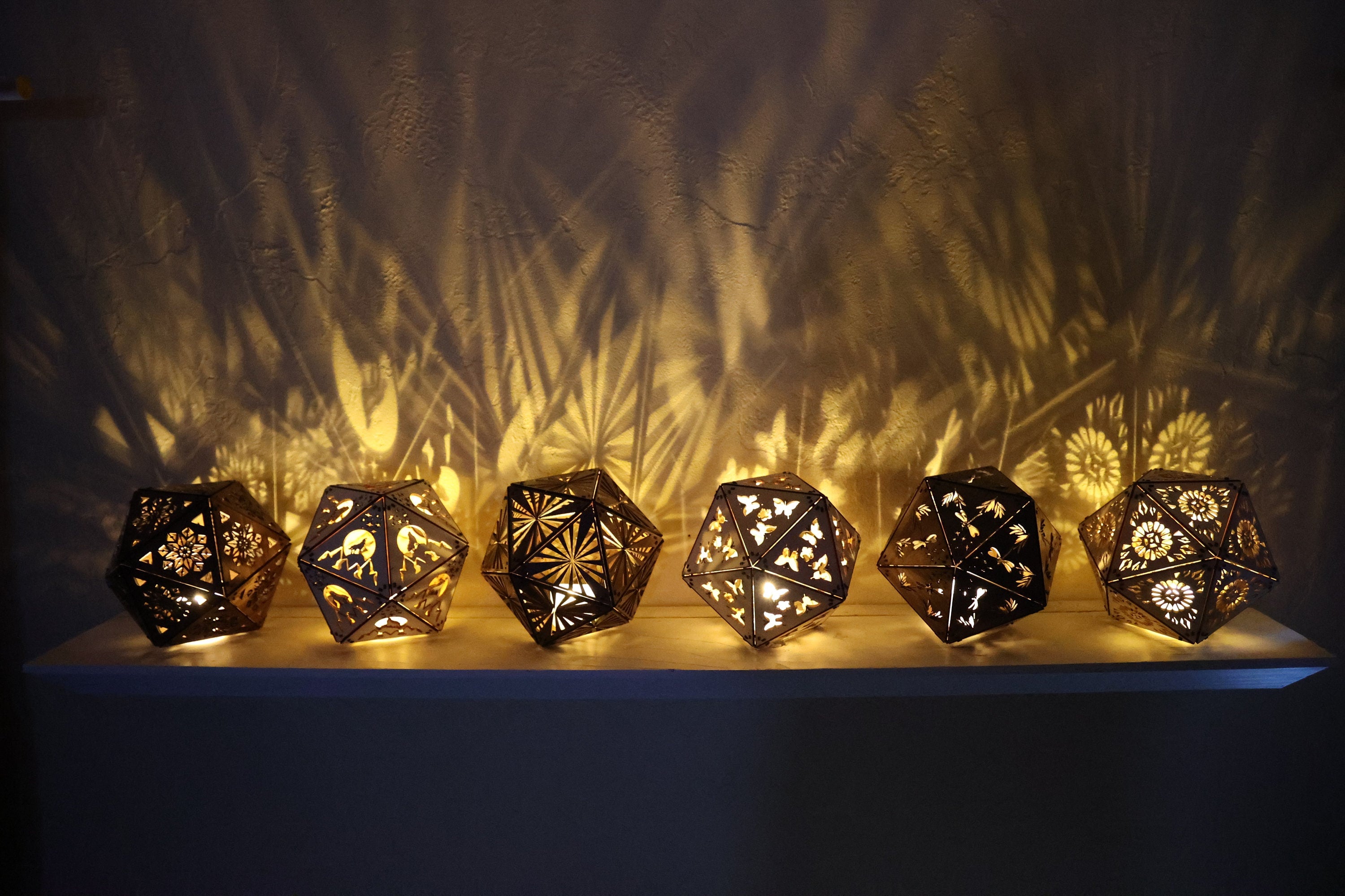 Howling Wolf Shadow Lamp: Geometric Wooden Lantern, Mountain Decor