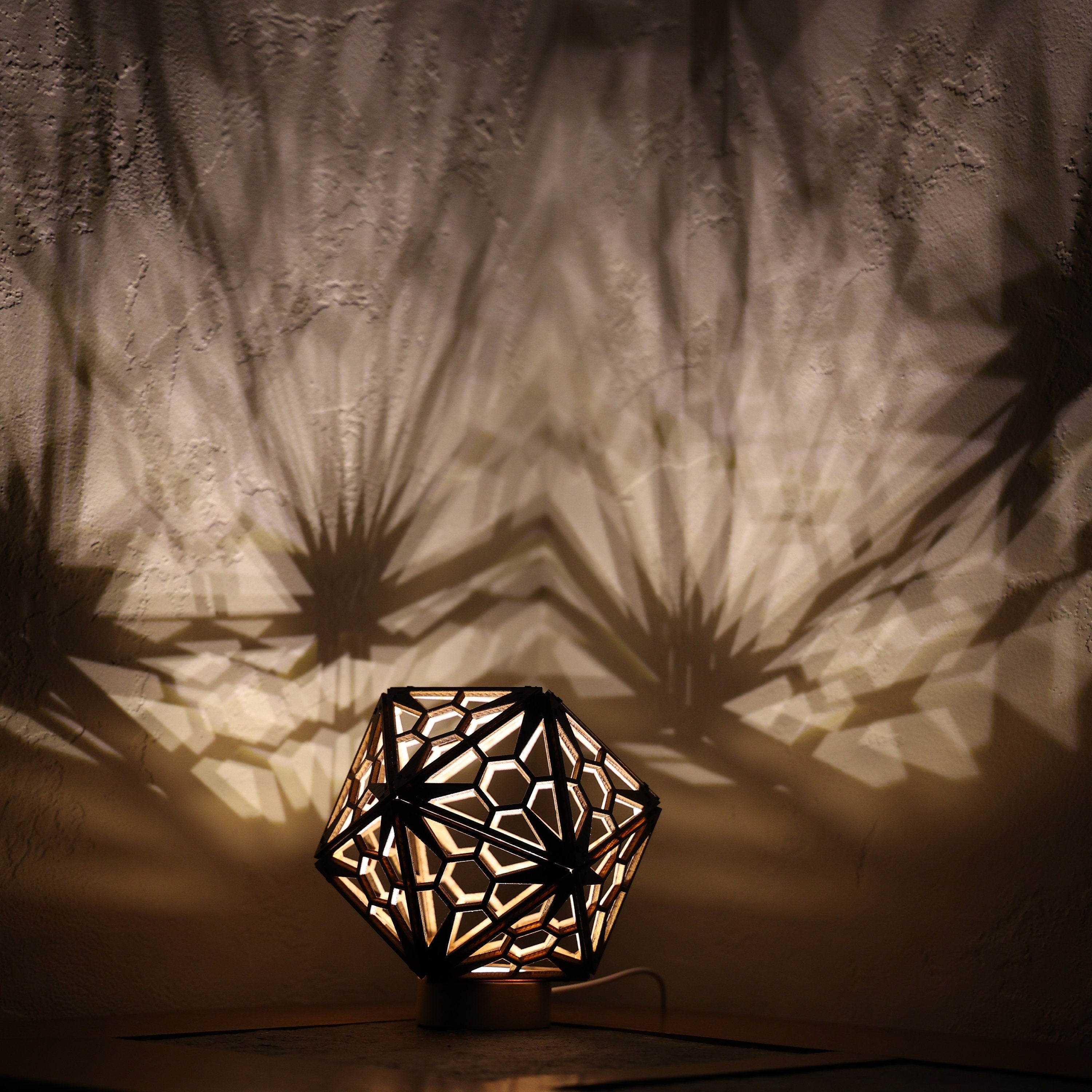 Star Honeycomb Shadow Lamp: Walnut D20 LED Nightstand Light