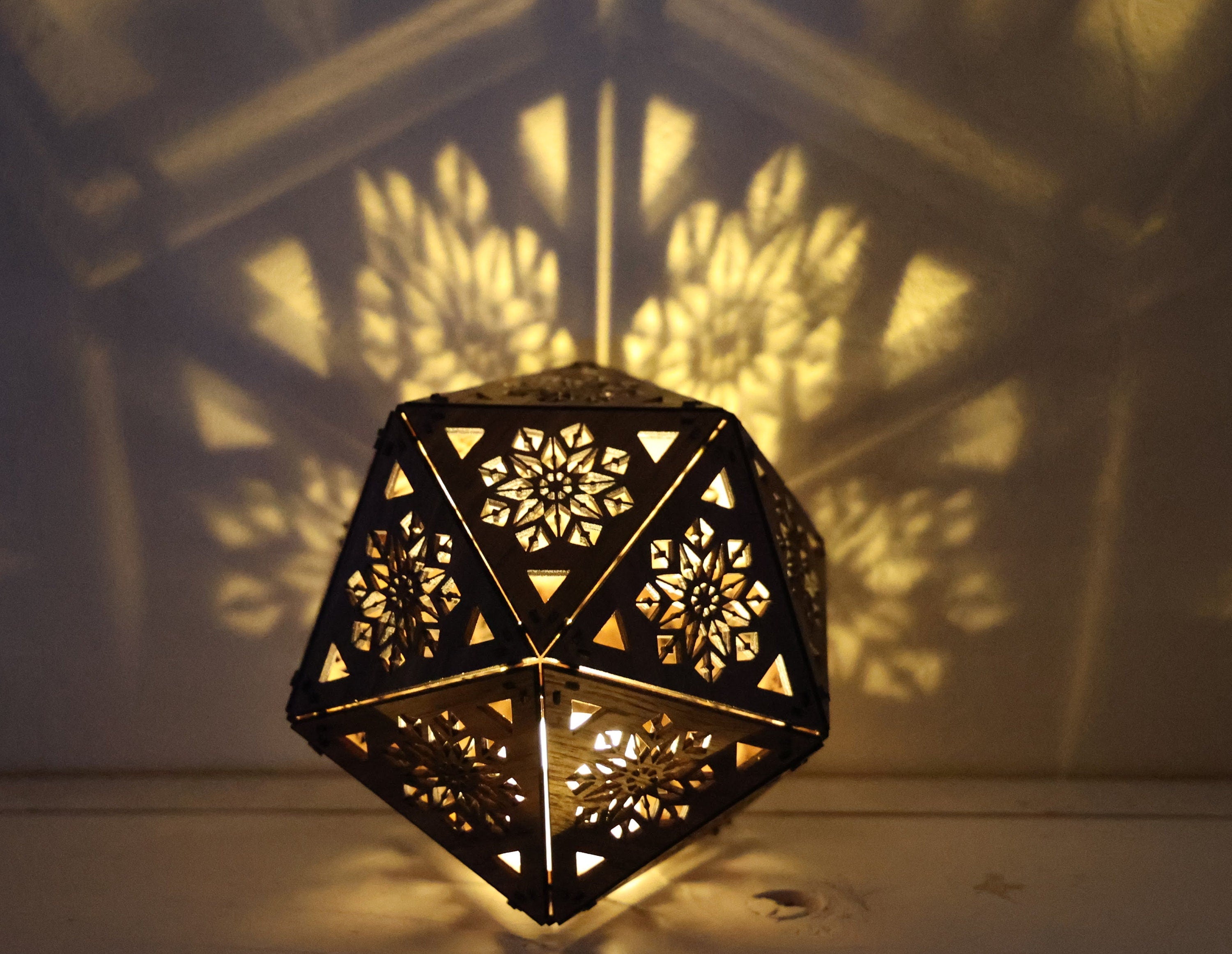 Geometric Wood Shadow Lamp: Mandala Decor, D20 Icosahedron Lantern