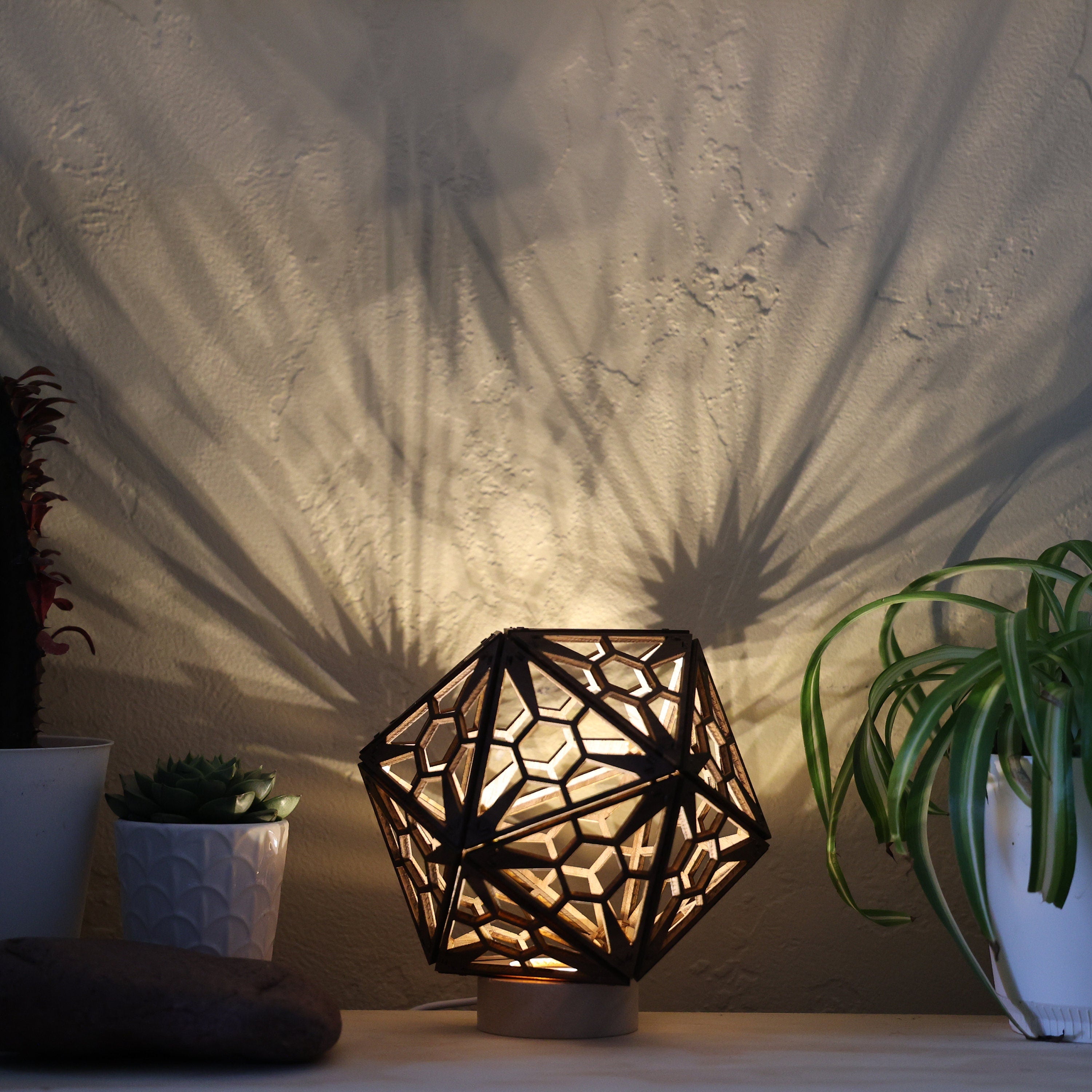 Star Honeycomb Shadow Lamp: Walnut D20 LED Nightstand Light