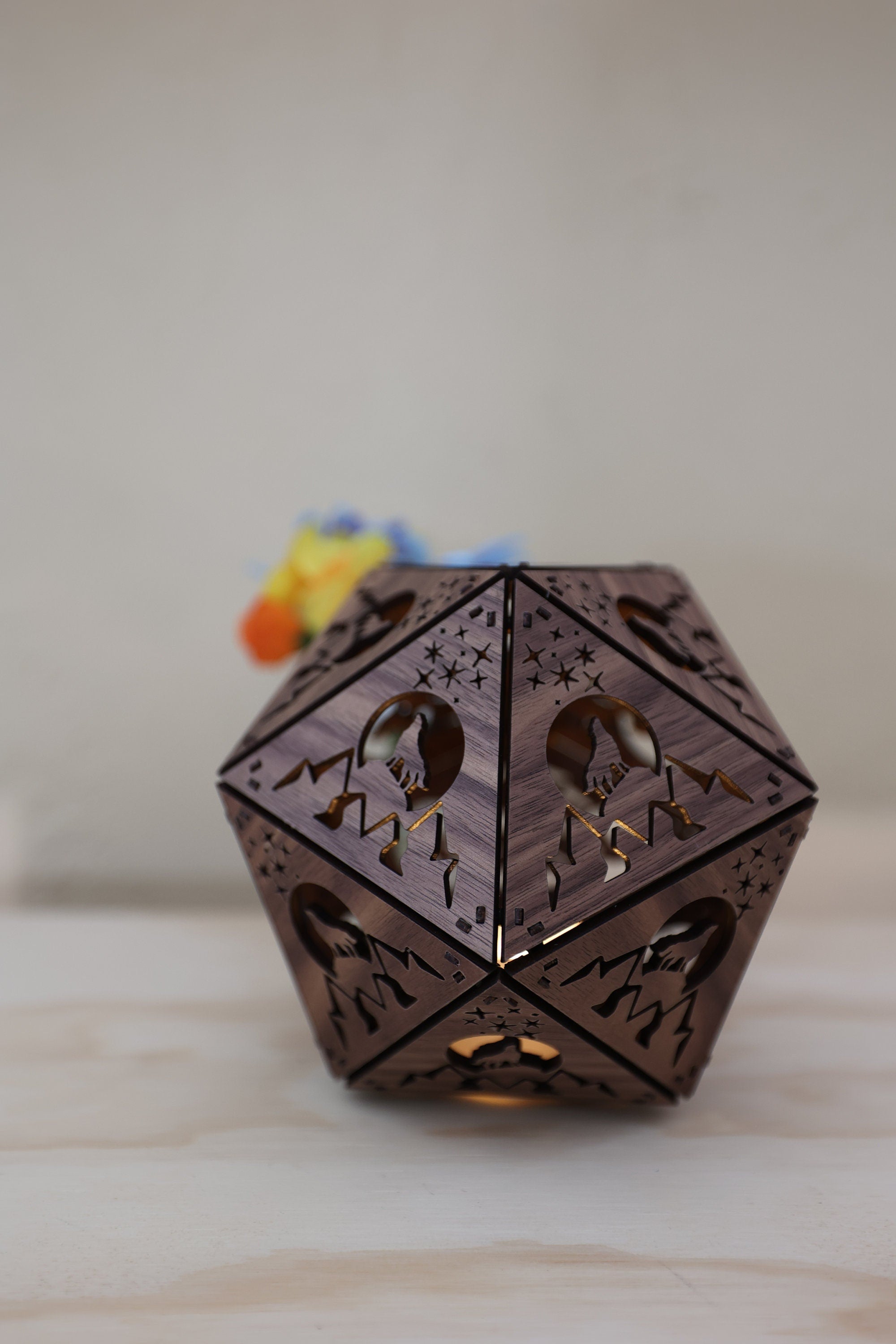 Howling Wolf Shadow Lamp: Geometric Wooden Lantern, Mountain Decor