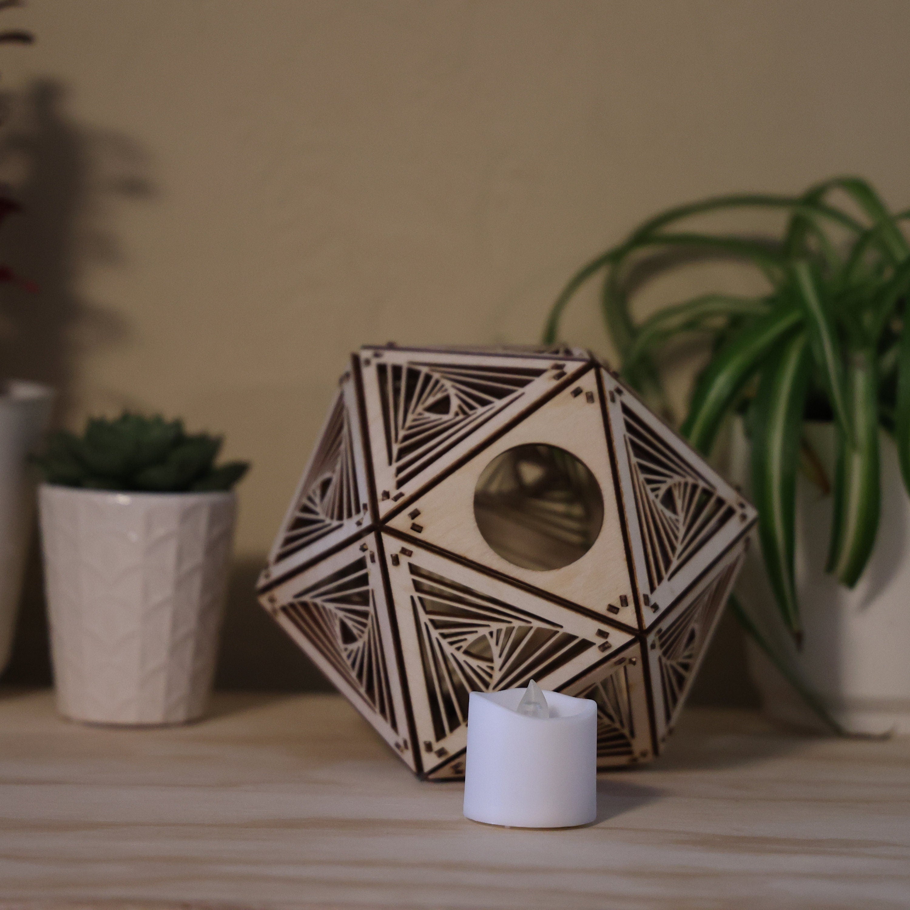 Swirl LED Shadow Lamp: D20 Mandala Nightstand Light