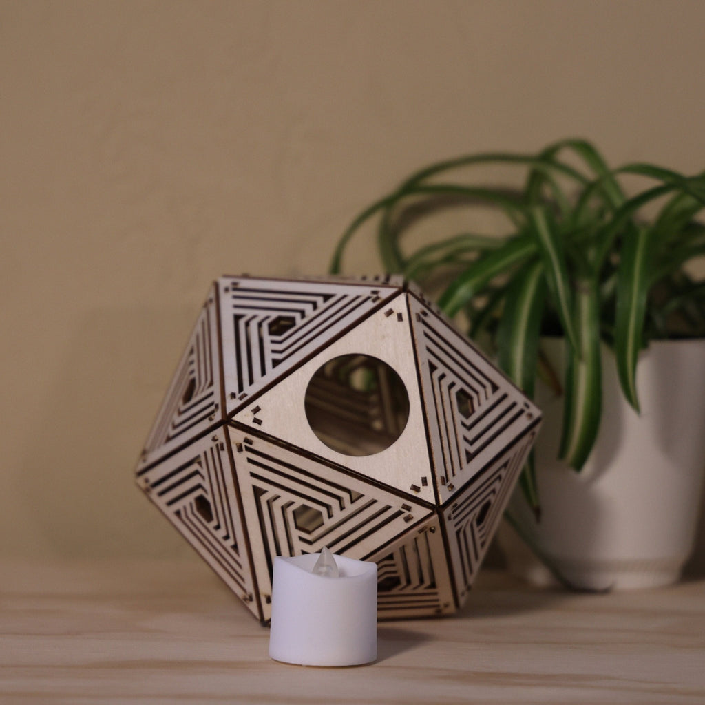 Geometric Shadow Lamp: Modern D20 Wooden Night Light - Five Penny Piece